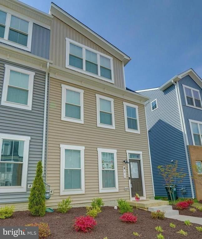 Property Photo:  411 Gillespie Drive  MD 21702 