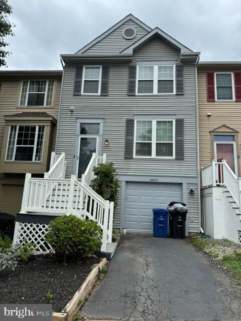 Property Photo: 46647 Brownwood Square VA 20164
