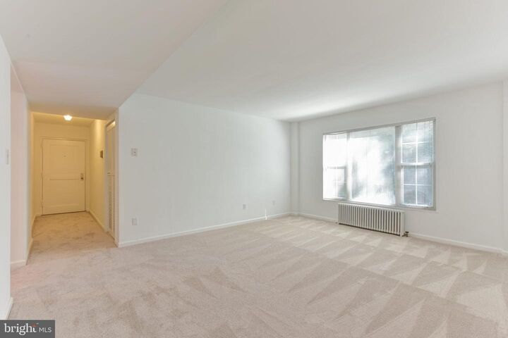 Property Photo:  1423 N Nash Street N-208  VA 22209 