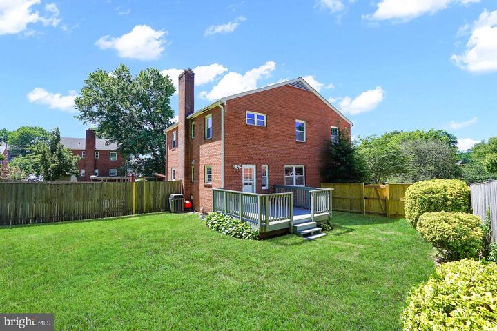 Property Photo:  41 S French Street  VA 22304 