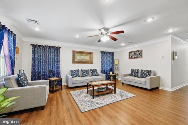 Property Photo:  7 Boxwood Lane  NJ 08046 