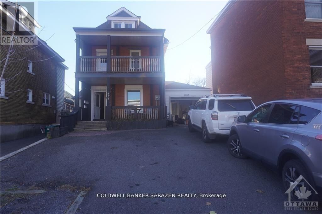 Property Photo:  326 Flora Street 3  ON K1R 5S3 