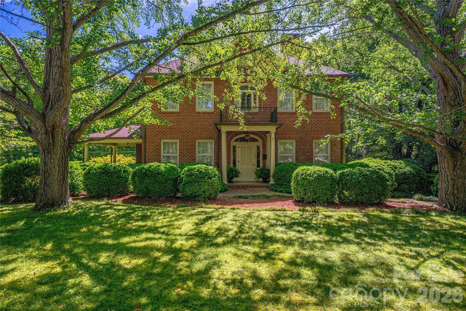 Property Photo:  805 S Aspen Street  NC 28092 