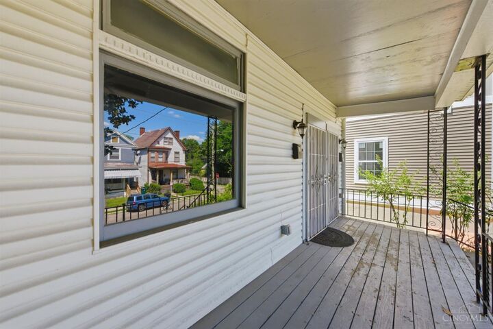 Property Photo:  3329 Hackberry Street  OH 45207 