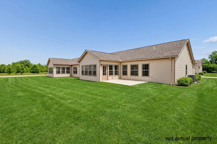 Property Photo:  1929 Sussex Way  OH 43302 