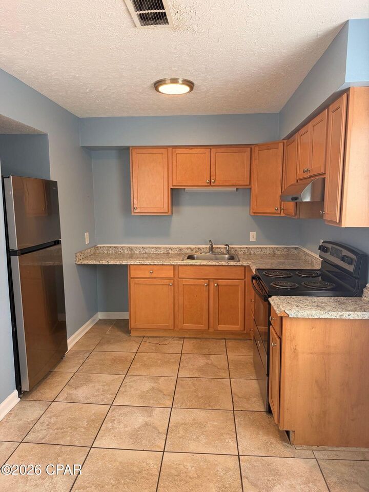 Property Photo: 6321 Lenawee Street C3 FL 32404