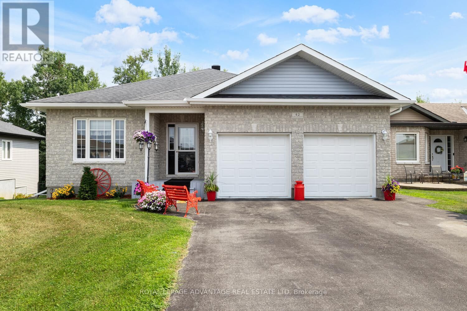 Property Photo: 42 Code Crescent ON K7A 0A9