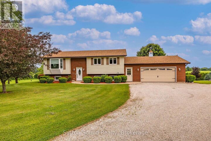 244363 22 Sideroad — photo 1