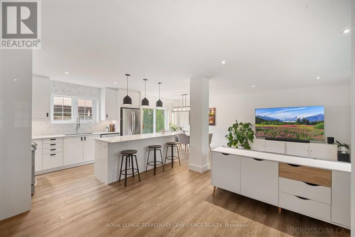 Property Photo:  58 Shippigan Crescent  ON M2J 2G2 