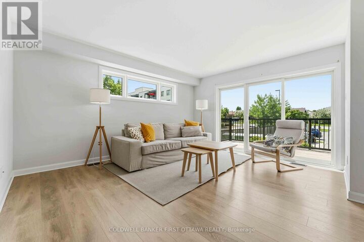 Property Photo: 415 Eldorado Private A ON K2K 0N9