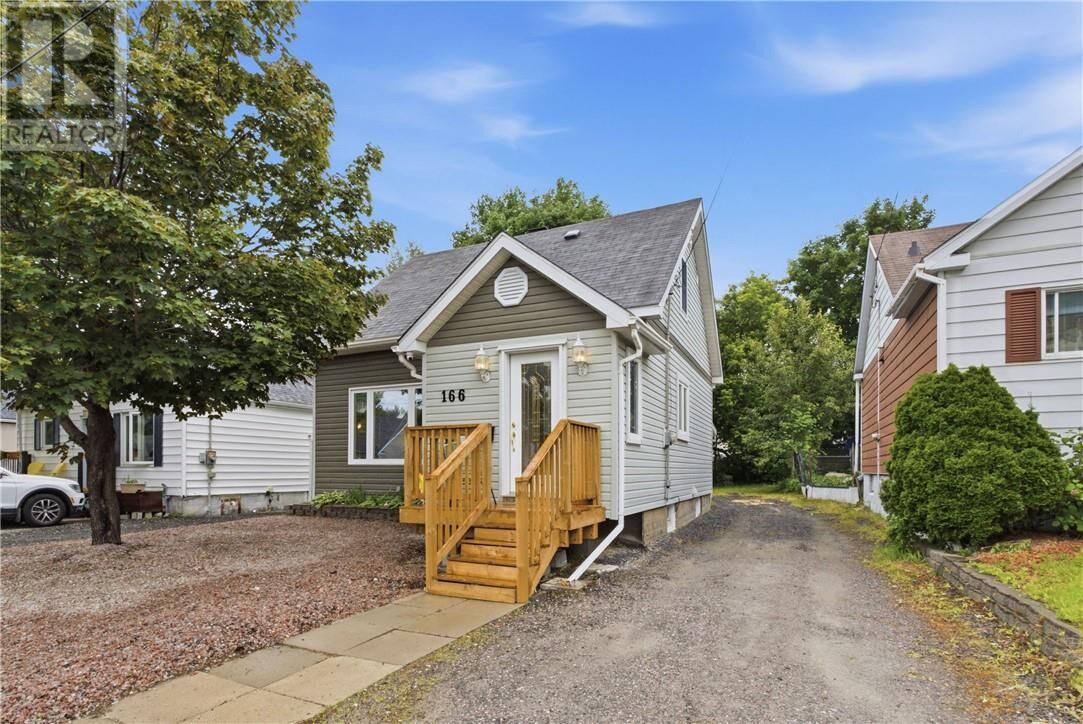 Property Photo:  166 Simcoe Street  ON P3C 3L3 