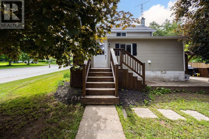 Property Photo:  332 Bruce Road 40  ON N0H 1L0 