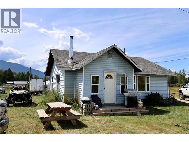 Property Photo:  1221 Mallory Road  BC V0B 1G2 