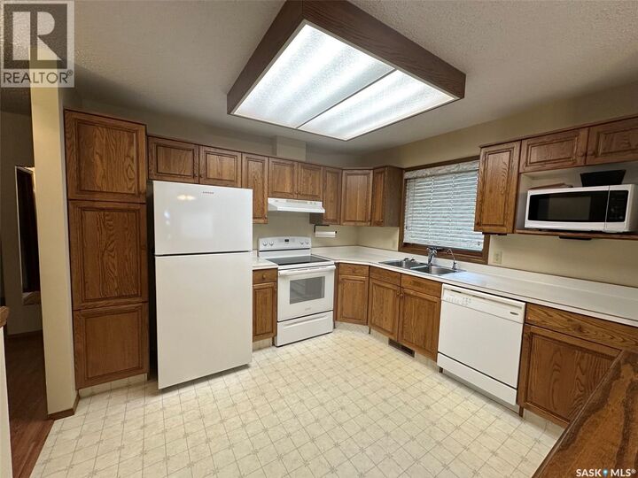 Property Photo:  303 1214 3rd Street  SK S4A 0R9 