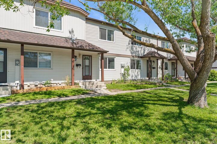 Property Photo:  5410 146 Avenue NW  AB T5A 4L6 
