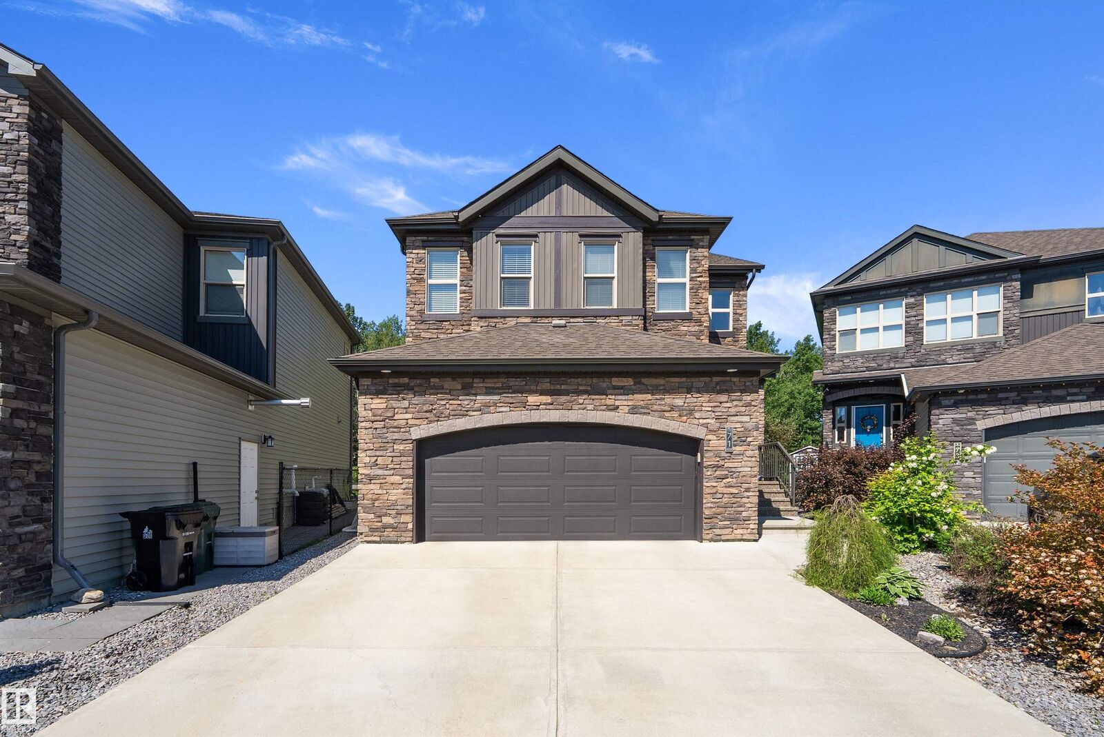 Property Photo:  71 Greenbury Manor  AB T7X 0M1 