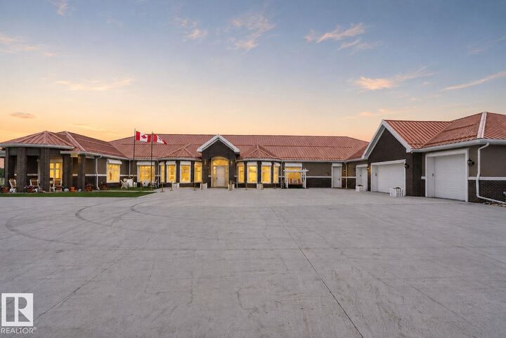 Property Photo:  55513 Range Road 14  AB T0E 1V0 