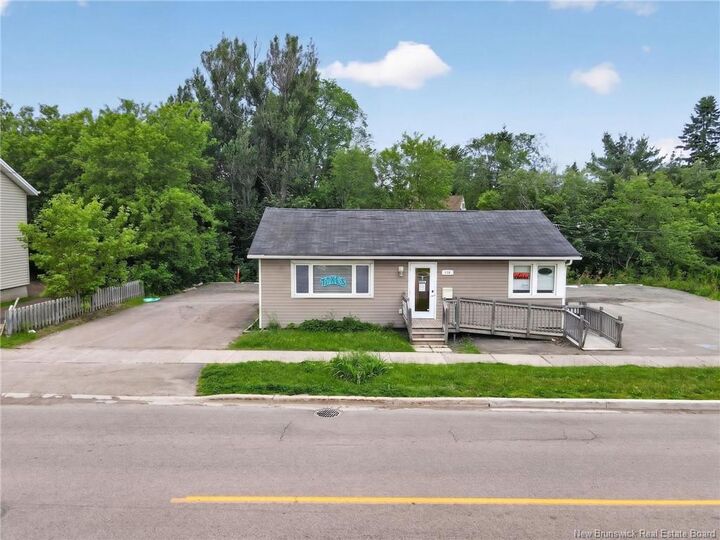 270 Mill Road — photo 1