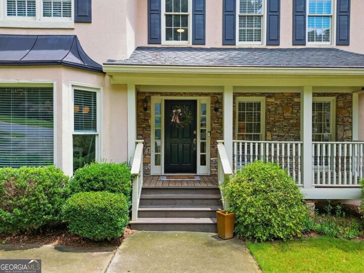 Property Photo:  225 Colonial Drive  GA 30189 