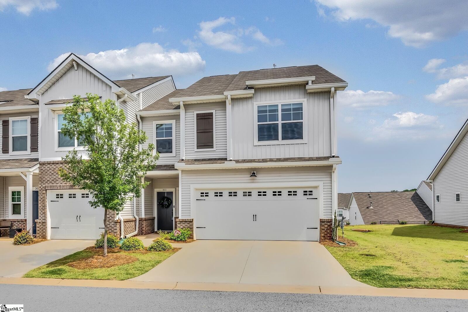 Property Photo:  311 Hollenbeck Place  SC 29607 
