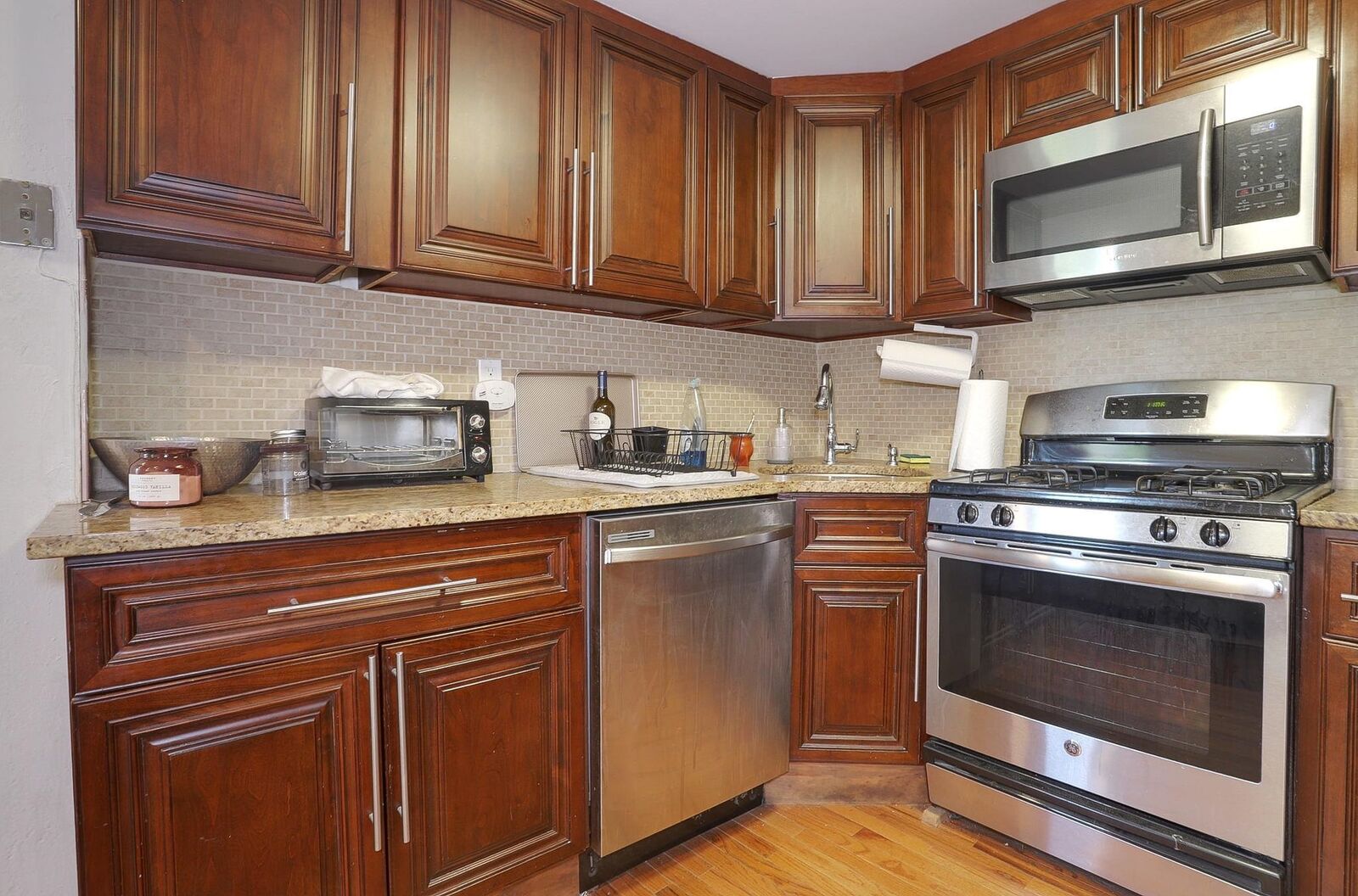 Property Photo:  419 Garden St 3  NJ 07030 