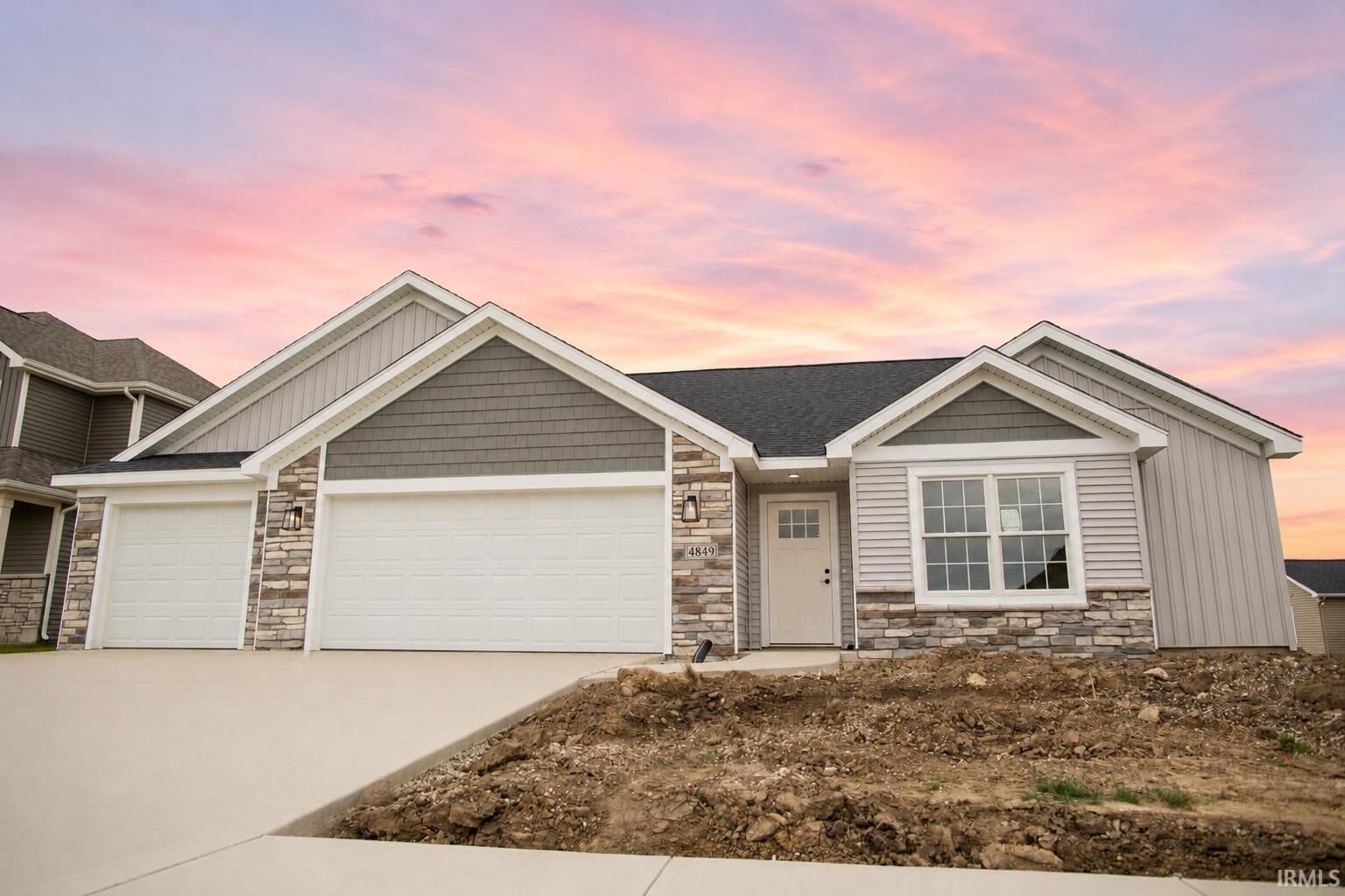 Property Photo:  4849 Whittlebury Drive  IN 46818 