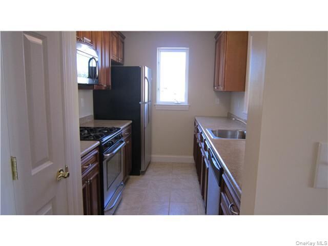 Property Photo:  304 Tondo Circle  NY 10926 