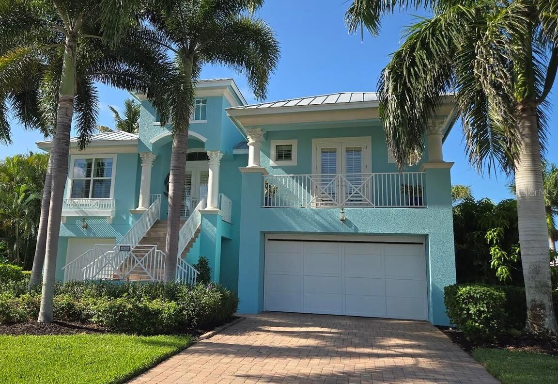 Property Photo:  4829 Regal Drive  FL 34134 