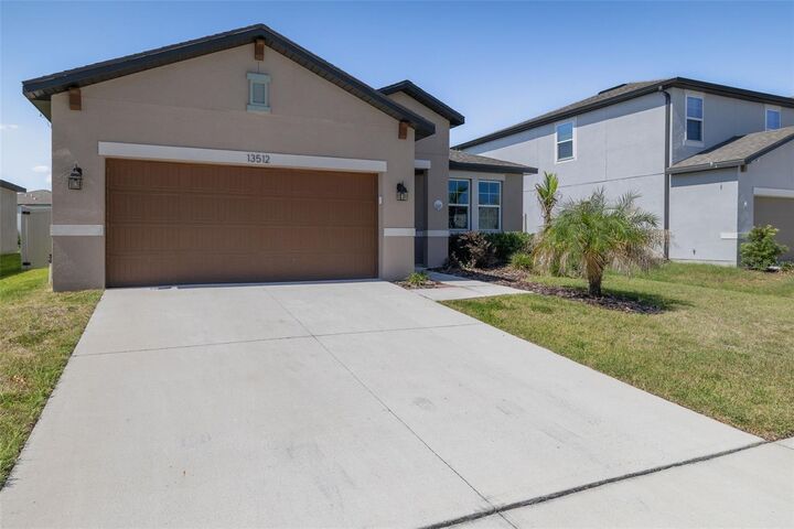 Property Photo:  13512 Palmera Vista Drive  FL 33579 