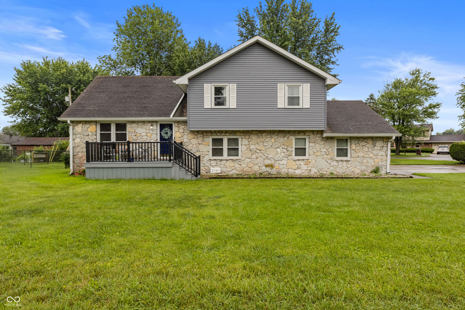 Property Photo:  2361 W Brookdale Drive  IN 47201 