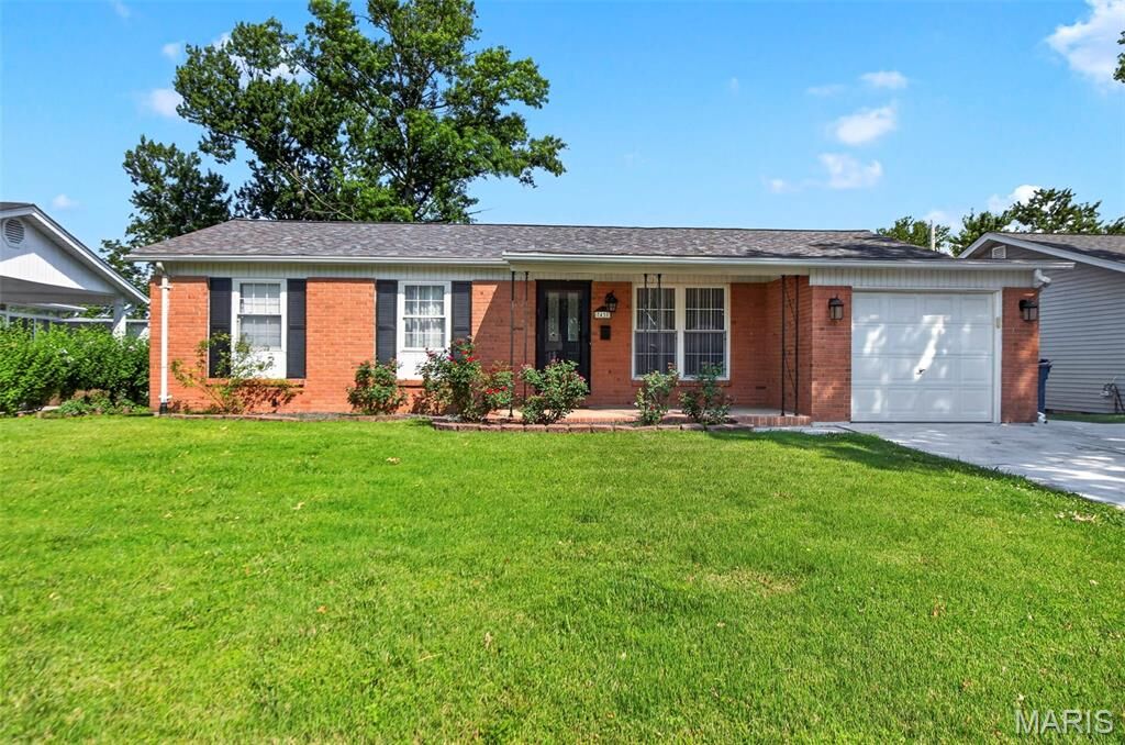 Property Photo:  7437 Sunset Drive  MO 63042 