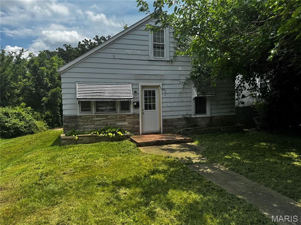 Property Photo: 520 Louis Street MO 63703