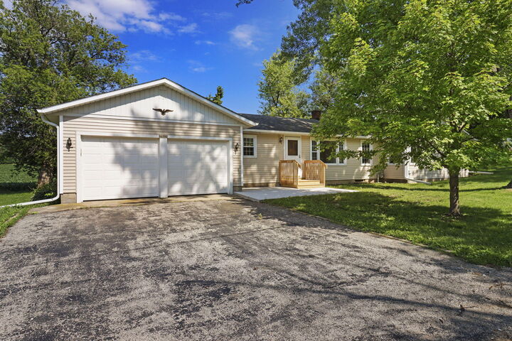 Property Photo: N6592 Lorraine Rd WI 53115