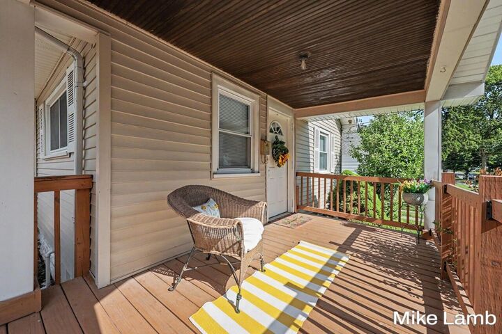 Property Photo:  735 Van Buren Avenue NW  MI 49504 