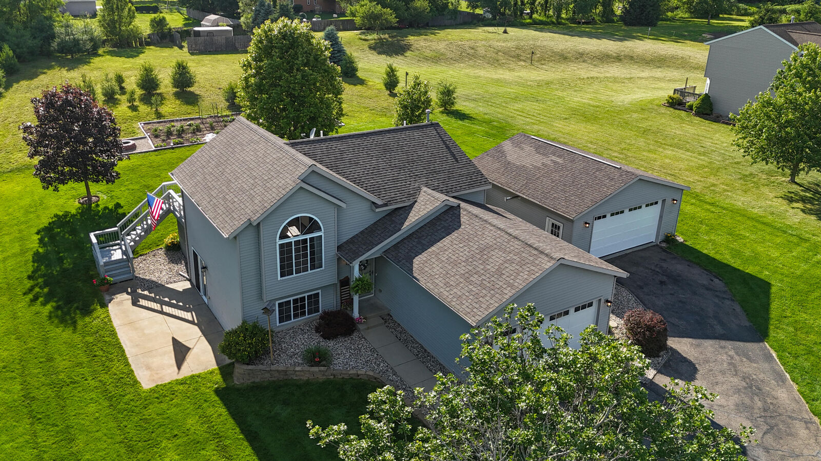 Property Photo: 12211 Ives Meadow Lane NE MI 49319