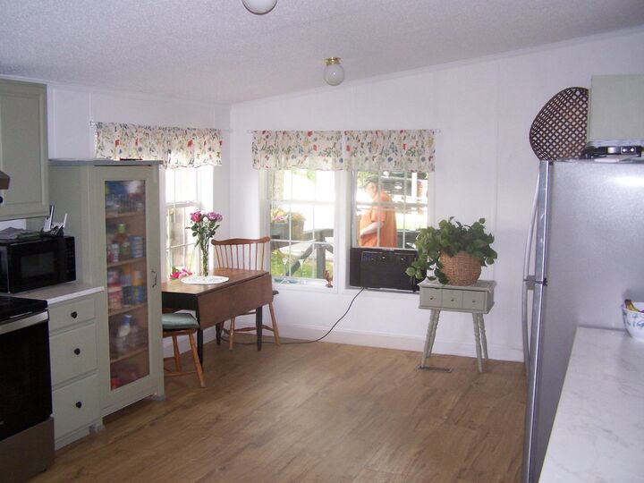Property Photo:  3 Fir Drive  ME 04268 