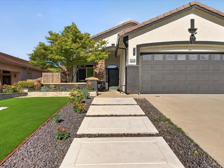 Property Photo:  1528 Latherton Way  CA 95630 