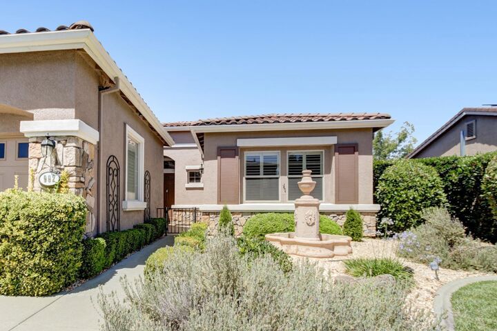 Property Photo:  992 Hardy Lane  CA 95648 