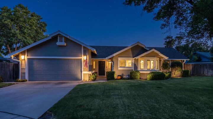 Property Photo:  3012 Mammoth Way  CA 95355 
