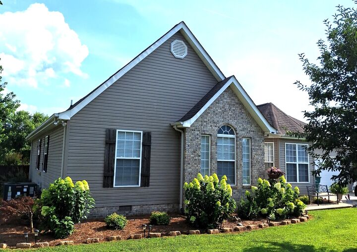 Property Photo:  131 Charlotte Dr  TN 37398 