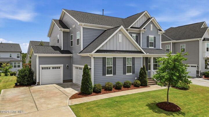 Property Photo: 139 Grantham House Way NC 27523
