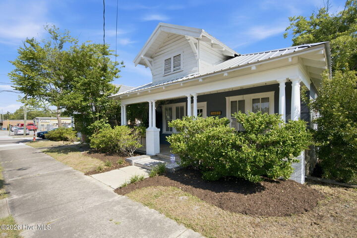 Property Photo:  1603 Castle Street  NC 28401 