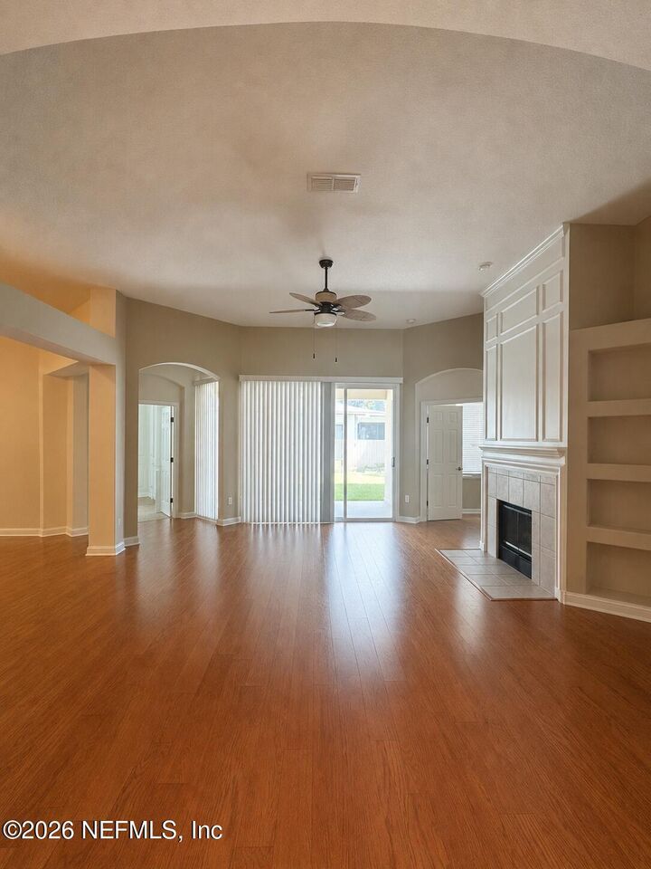 Property Photo:  10441 Creston Glen Circle  FL 32256 