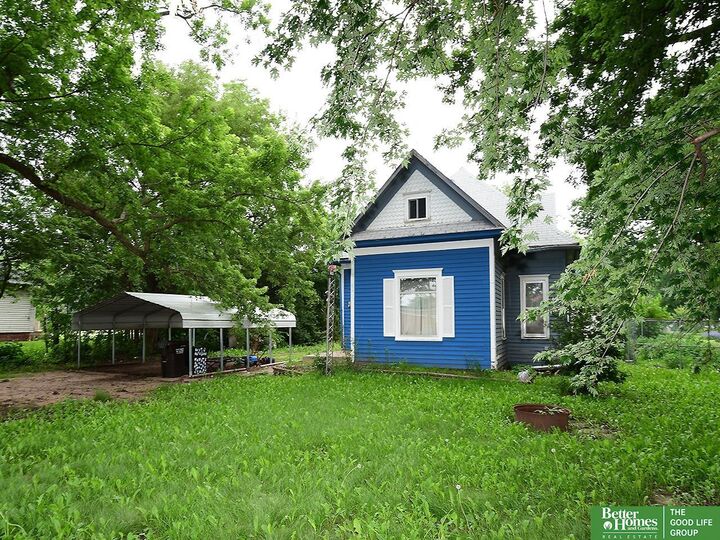 Property Photo:  355 Pawnee Street  NE 68654 