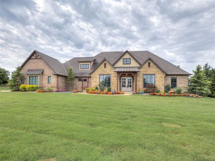 Property Photo:  1217 Abberly Circle  OK 73007 