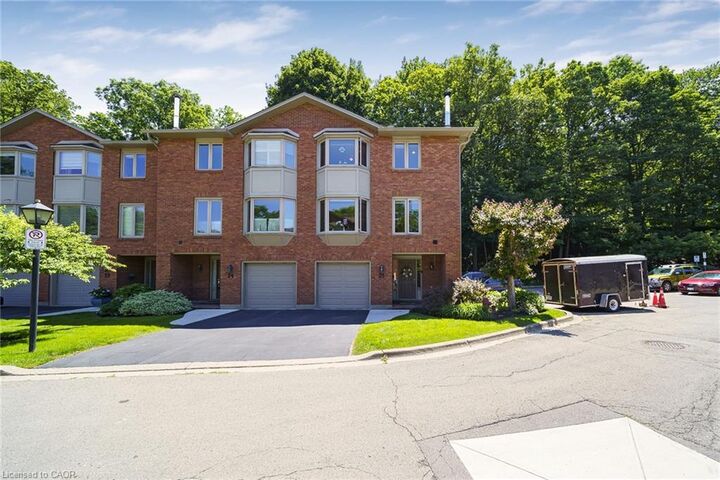 Property Photo: 30 Osler Drive 25 ON L9H 6W3