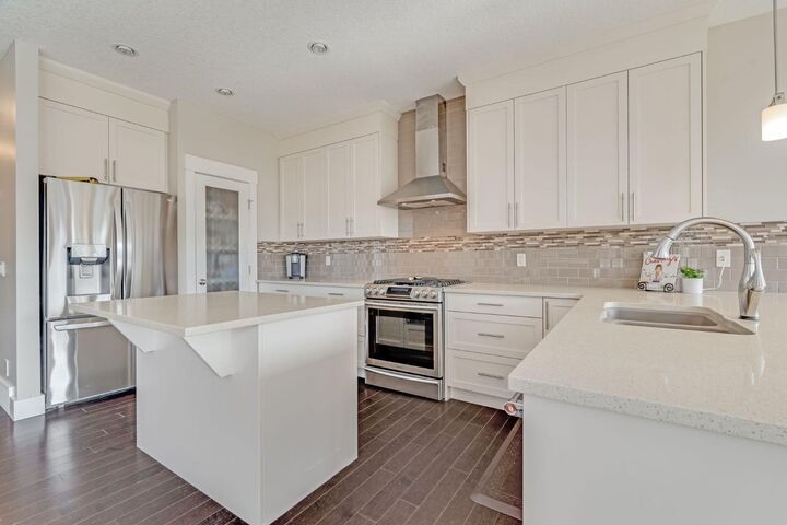 Property Photo: 198 Mahogany Passage SE AB T3M 2J7