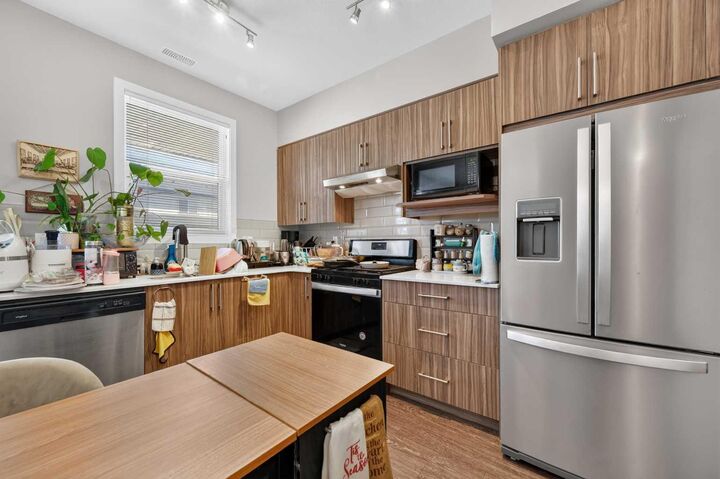 Property Photo:  330 Redstone  NE 204  AB T3N 1M5 