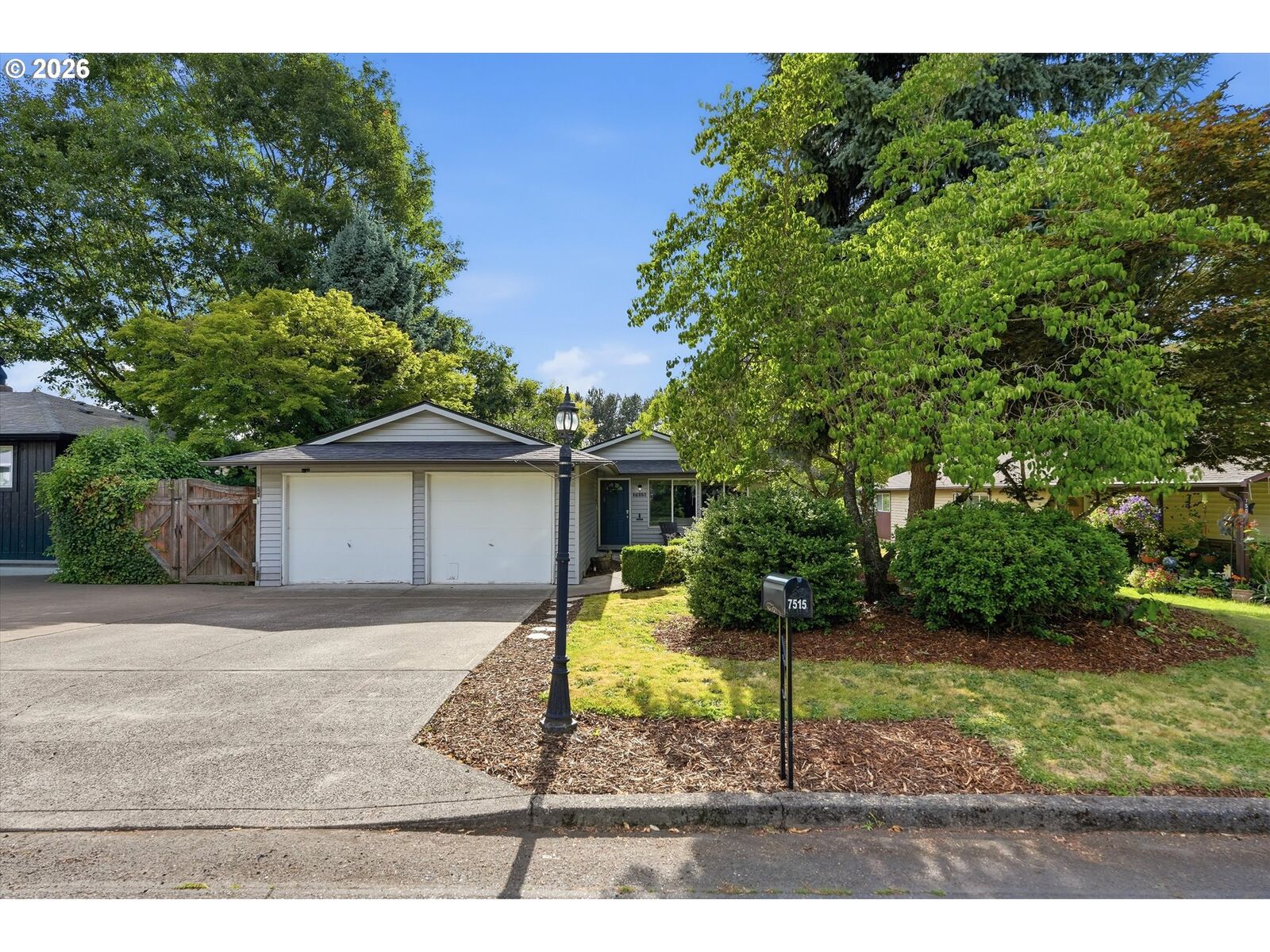 Property Photo: 7515 SE 103rd Ave OR 97266