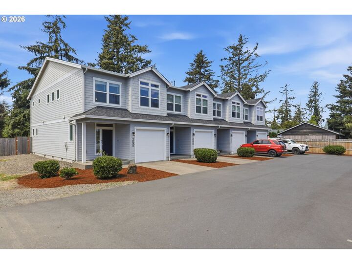 Property Photo:  3096 Highway 101 N  OR 97138 